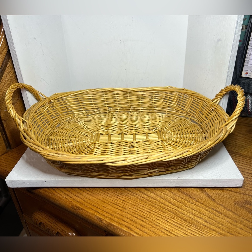 Vintage 1980s Oval Woven Wicker Basket with Dual Side Handles